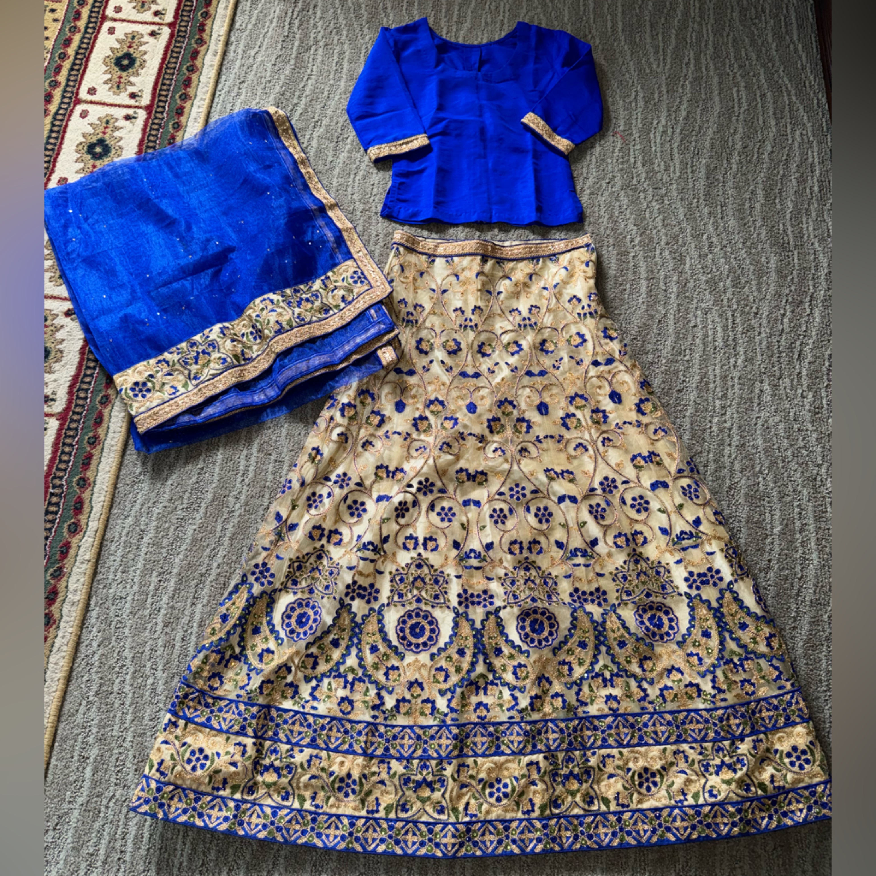 Womens Brand New Indian Pakistani Desi Lehenga Electric Blue Size Small 3pc